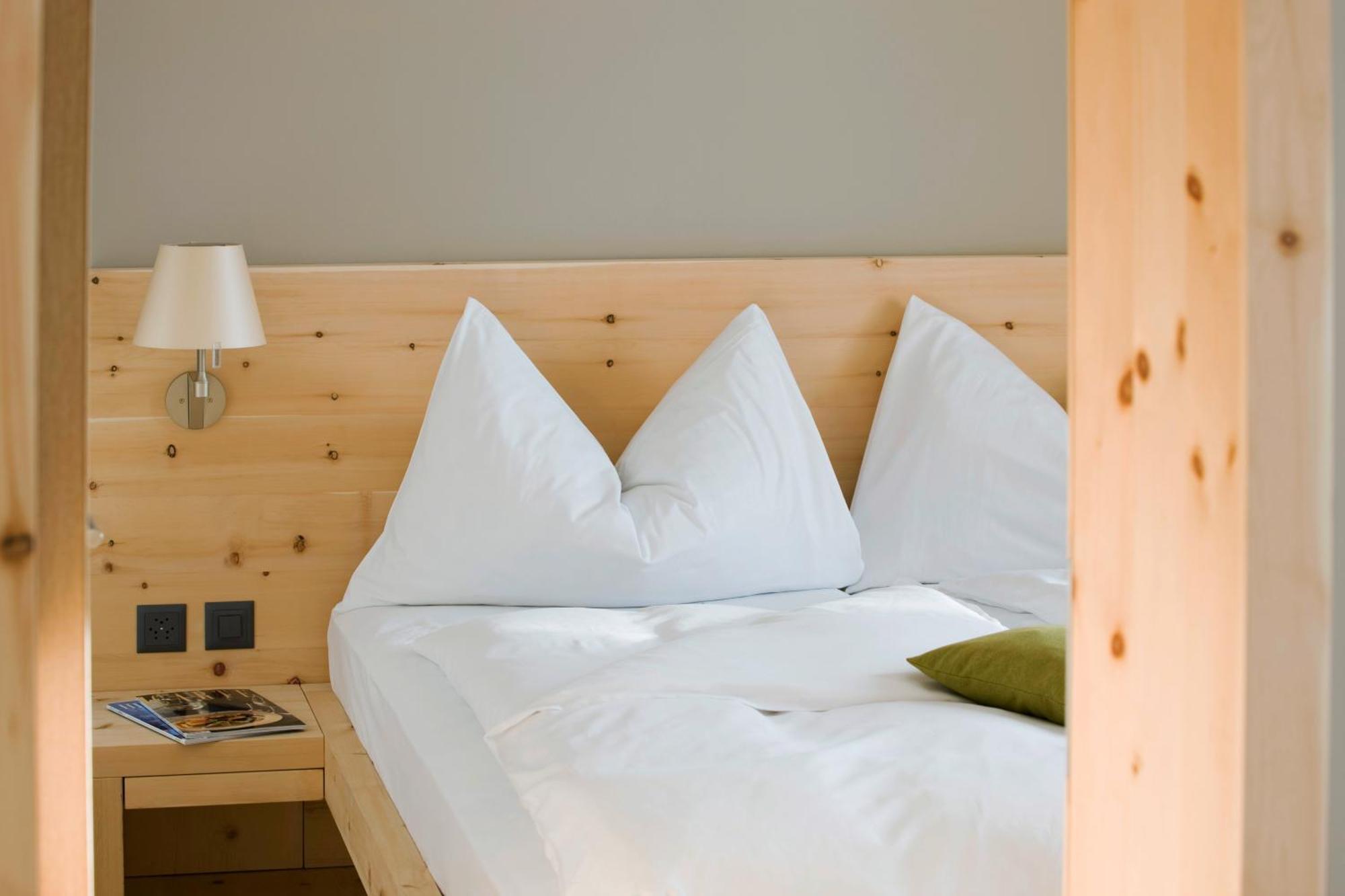 Romantik Hotel Muottas Muragl 자메단 외부 사진