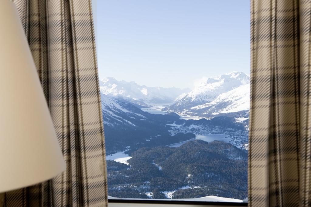 Romantik Hotel Muottas Muragl 자메단 외부 사진