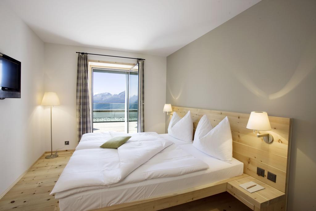 Romantik Hotel Muottas Muragl 자메단 외부 사진